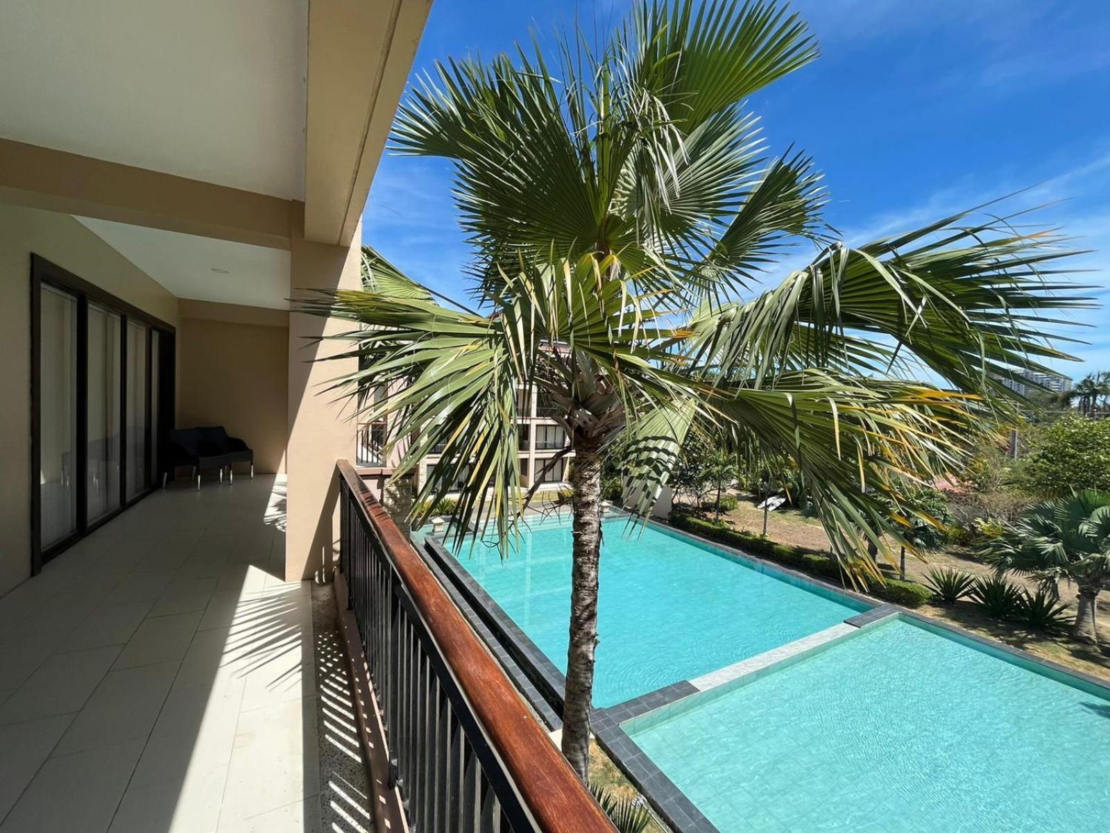 Coralpoint Gardens Suites & Residences Мактан Экстерьер фото