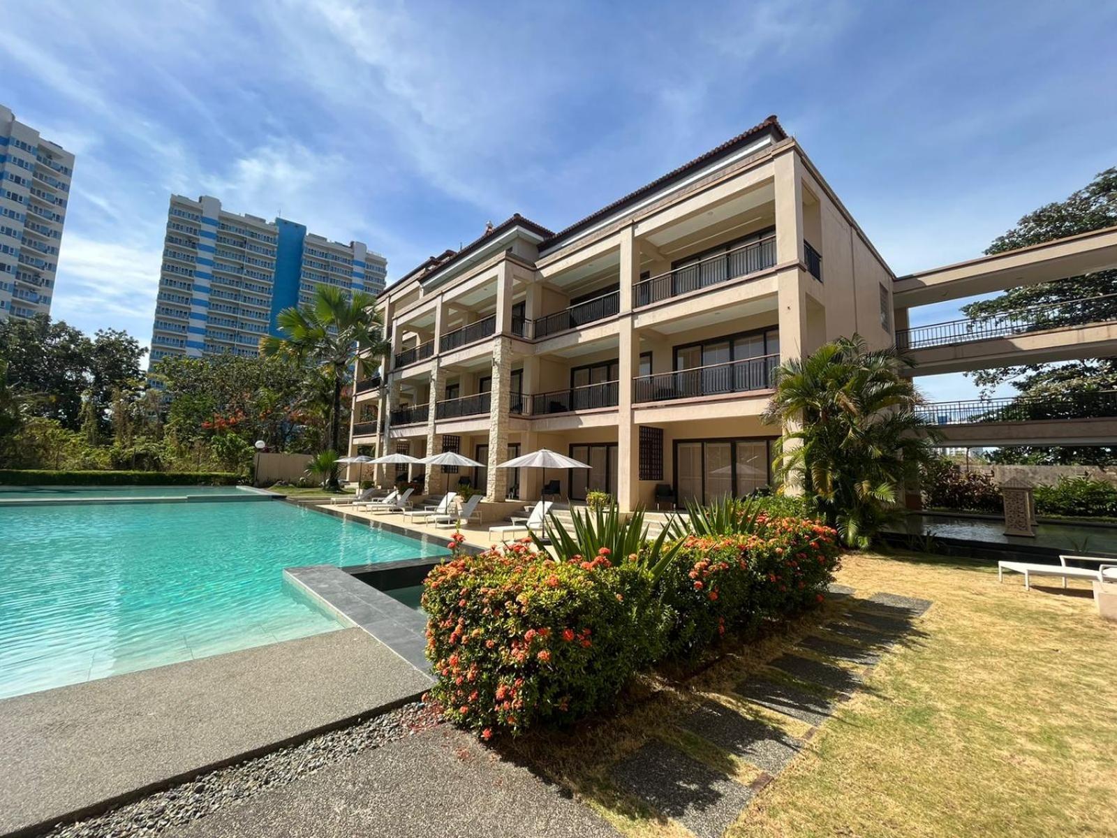Coralpoint Gardens Suites & Residences Мактан Экстерьер фото