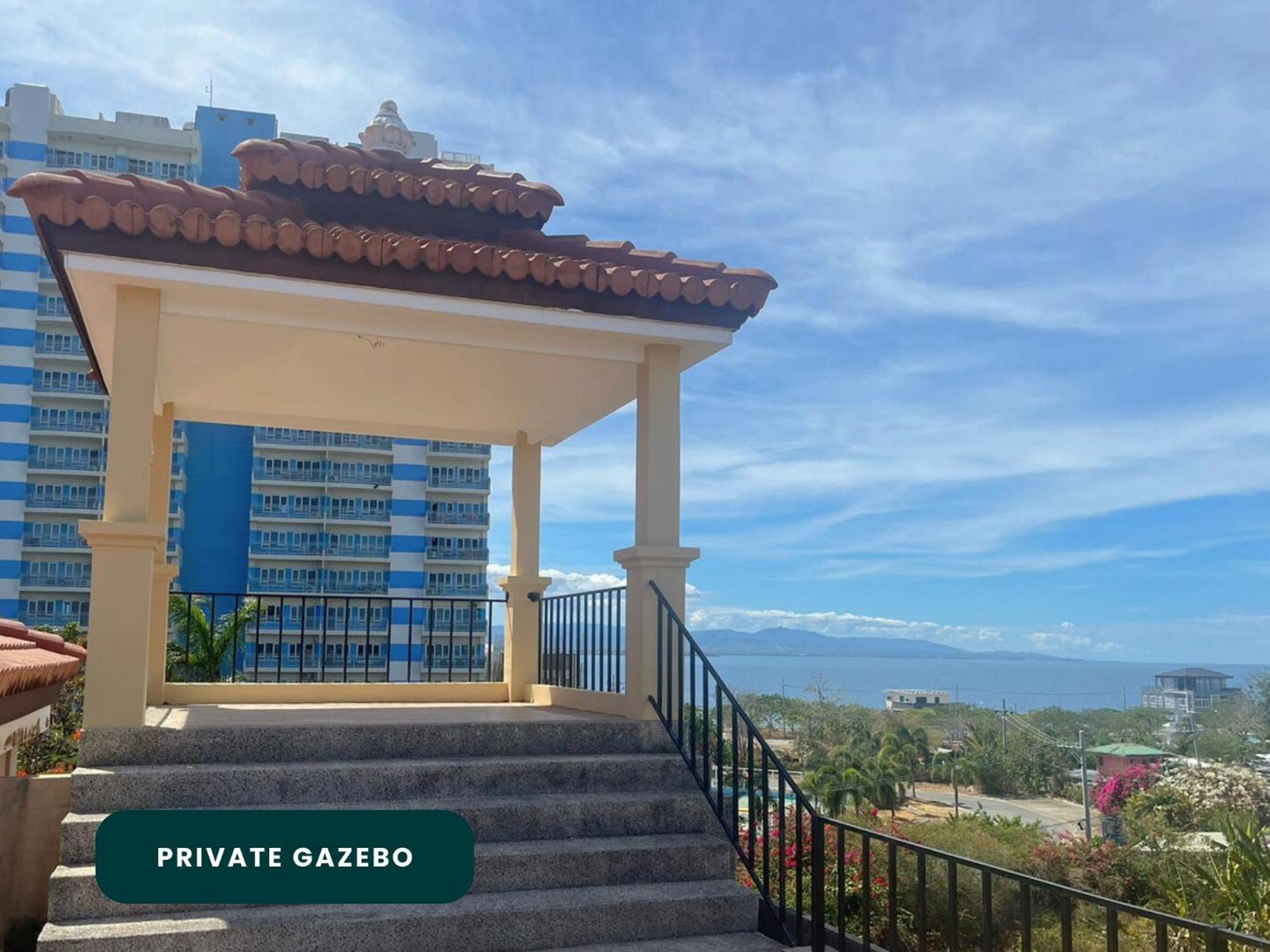 Coralpoint Gardens Suites & Residences Мактан Экстерьер фото