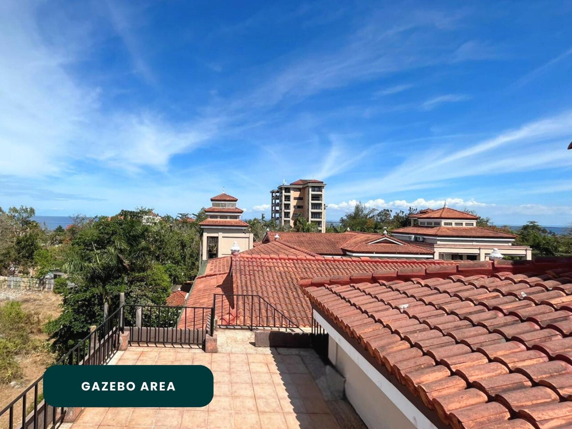 Coralpoint Gardens Suites & Residences Мактан Экстерьер фото
