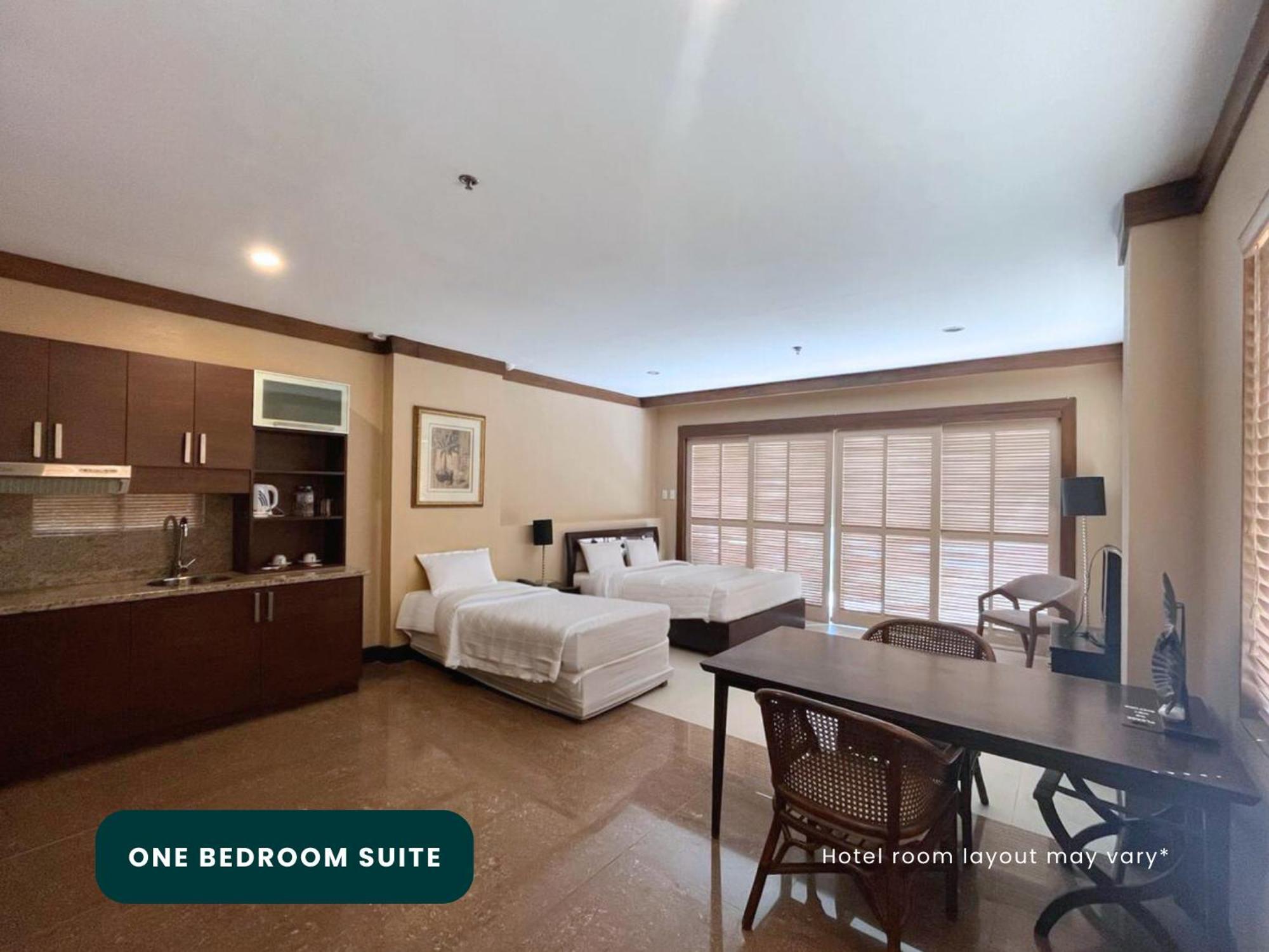 Coralpoint Gardens Suites & Residences Мактан Экстерьер фото