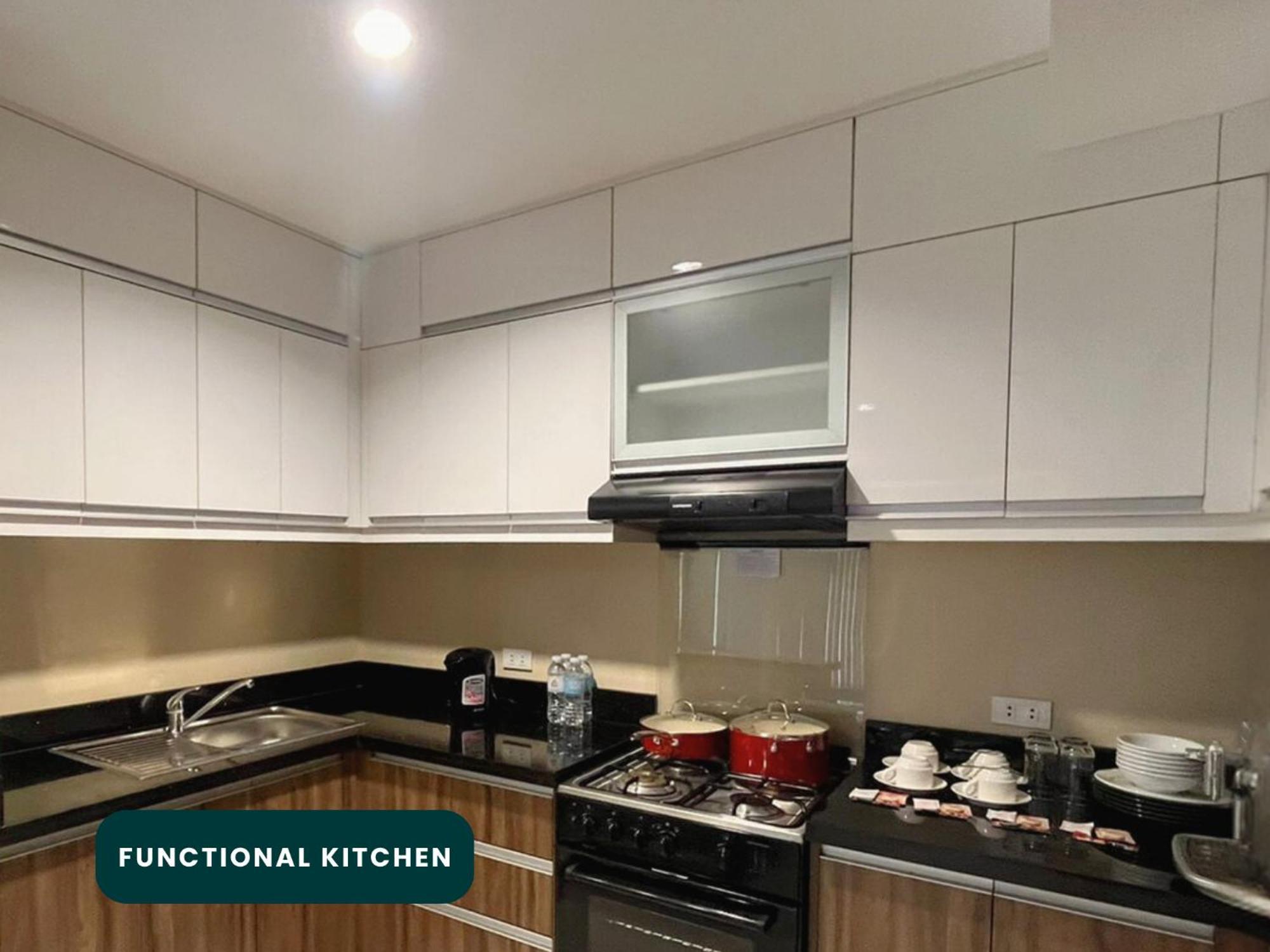 Coralpoint Gardens Suites & Residences Мактан Экстерьер фото
